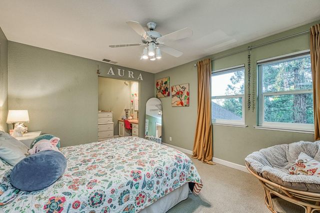 2649 Heritage Avenue, Clovis, CA 93619