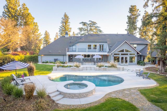 2649 Heritage Avenue, Clovis, CA 93619