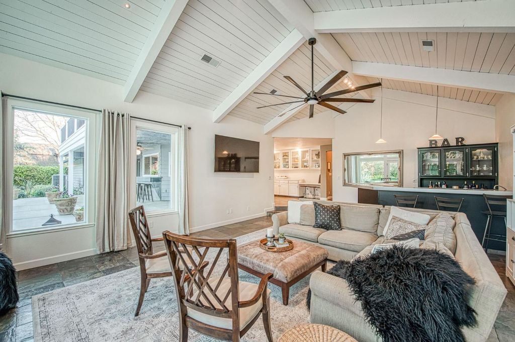 Image 24 of property listing at 2649 Heritage Avenue, Clovis, CA 93619