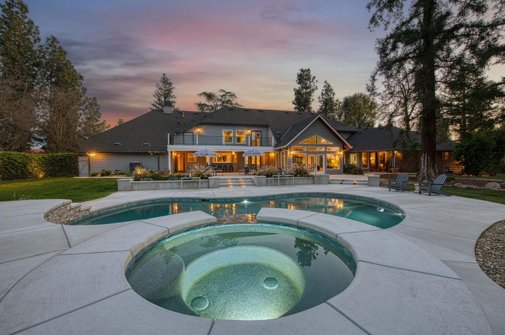 Image 83 of property listing at 2649 Heritage Avenue, Clovis, CA 93619