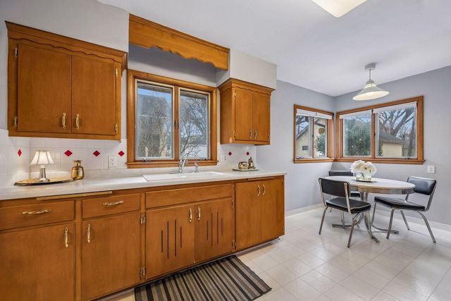 4932 32nd Avenue S, Minneapolis, MN 55417