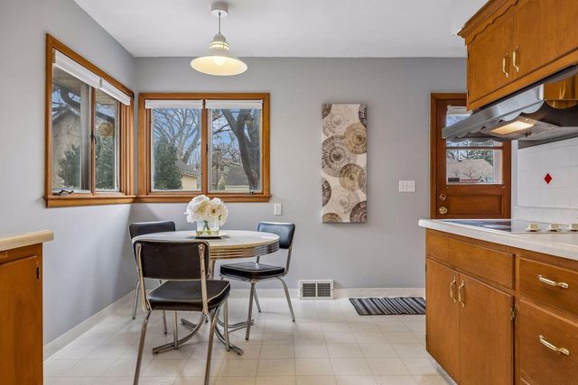 4932 32nd Avenue S, Minneapolis, MN 55417