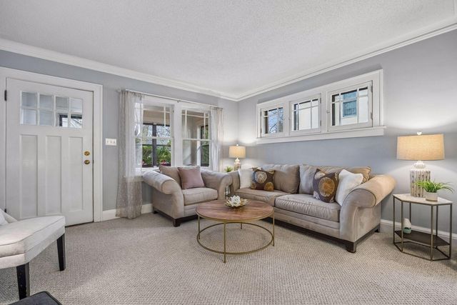 4932 32nd Avenue S, Minneapolis, MN 55417