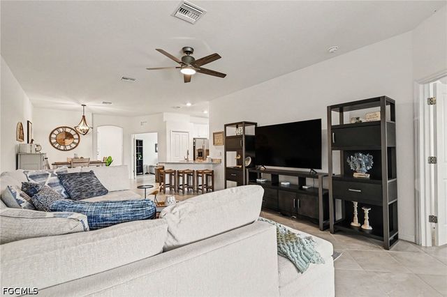 17716 Palmetto Pass LN, Punta Gorda, FL 33982
