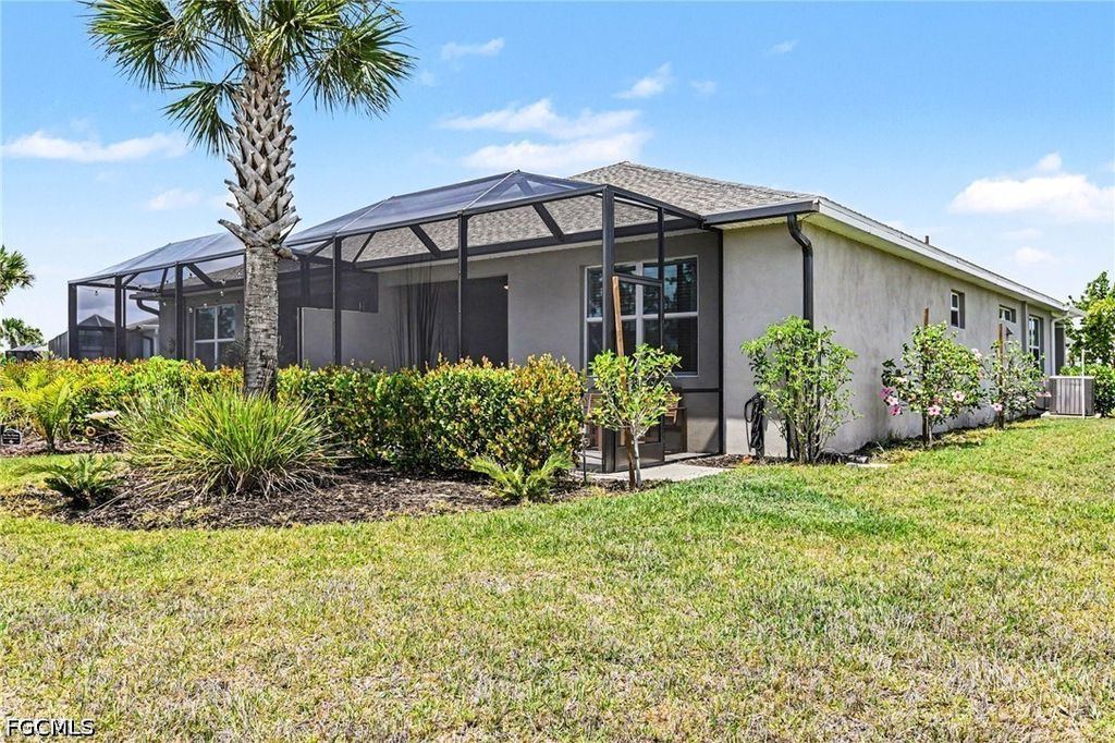 17716 Palmetto Pass LN, Punta Gorda, FL 33982