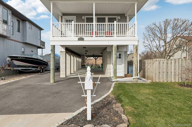 3717 Somerset Drive, Seaford, NY 11783