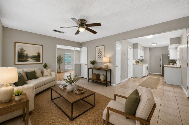 1123 Venus Street, Cedar Hill, TX 75104