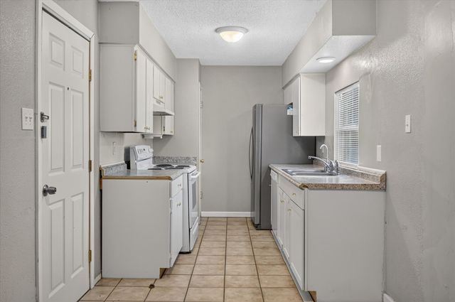 1123 Venus Street, Cedar Hill, TX 75104