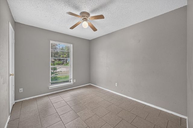 1123 Venus Street, Cedar Hill, TX 75104