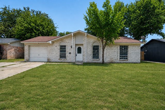1123 Venus Street, Cedar Hill, TX 75104