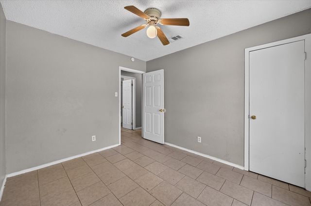 1123 Venus Street, Cedar Hill, TX 75104