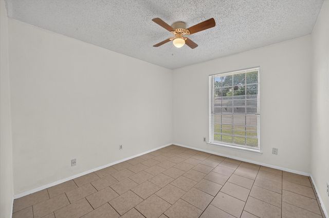 1123 Venus Street, Cedar Hill, TX 75104