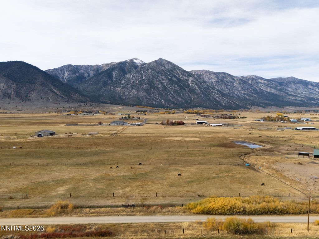 Image 16 of property listing at 346 Westside Lane, Gardnerville, NV 89460