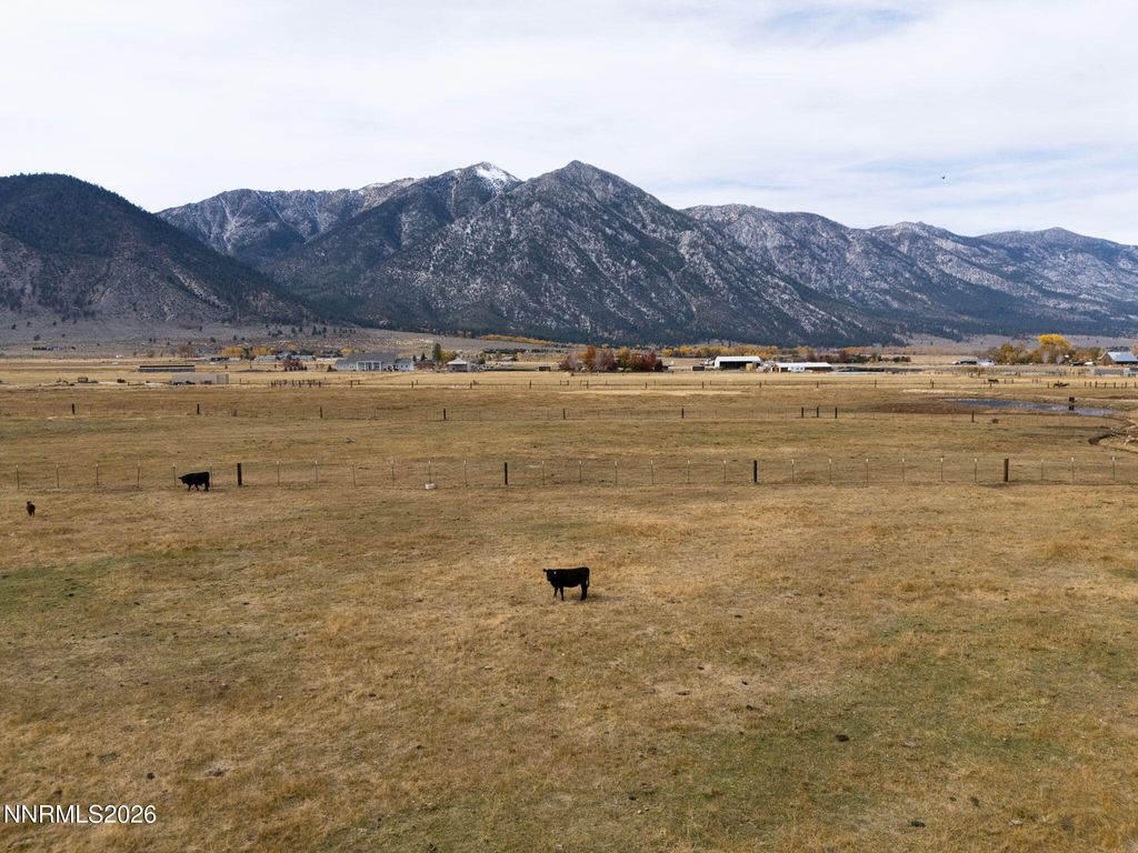 Image 17 of property listing at 346 Westside Lane, Gardnerville, NV 89460