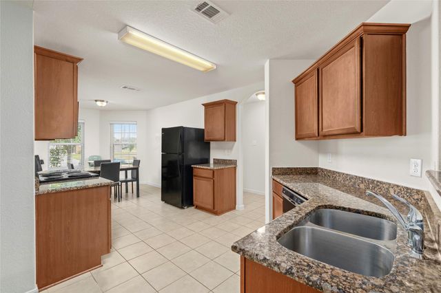 9719 Montana Sapphire Lane, Rosharon, TX 77583