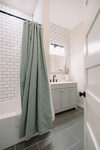 2012 W Augusta Ave, Spokane, WA 99205