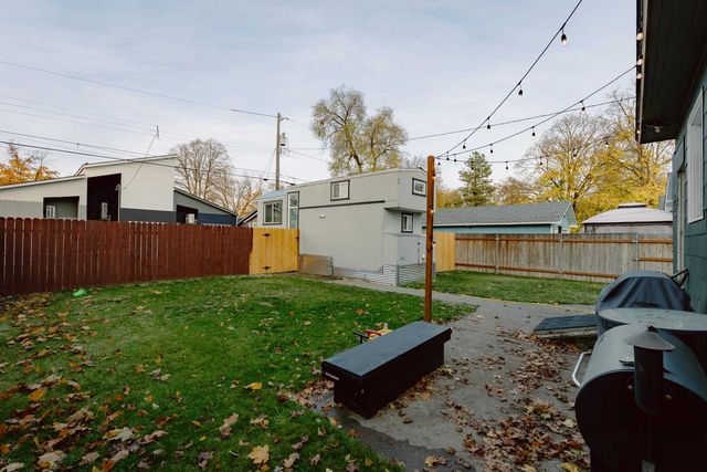 2012 W Augusta Ave, Spokane, WA 99205