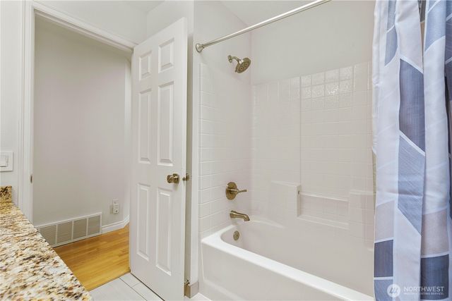6041 Championship Circle, Mukilteo, WA 98275