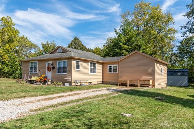 57 Apple Drive, Farmersville, OH 45325