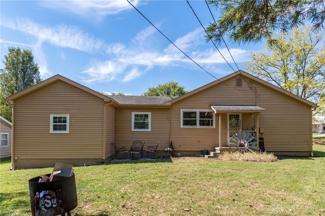 57 Apple Drive, Farmersville, OH 45325