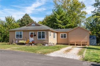 57 Apple Drive, Farmersville, OH 45325