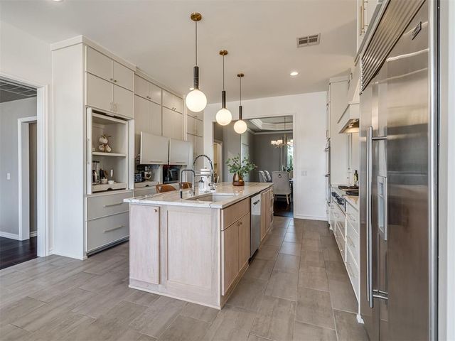 12808 Park Hill Road, Oklahoma City, OK 73142