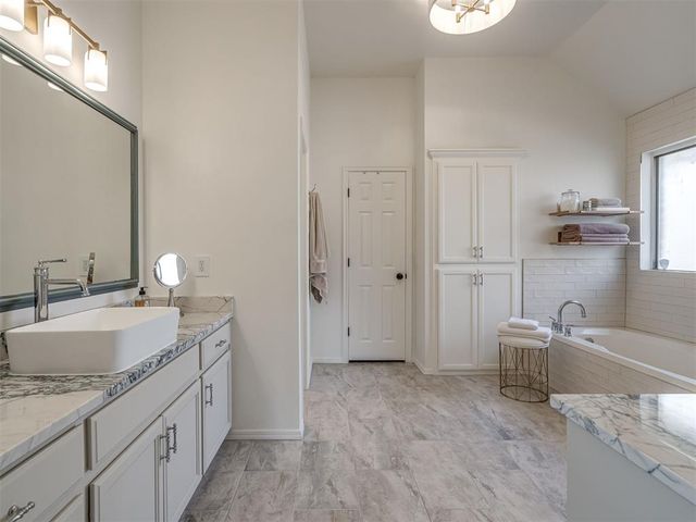 12808 Park Hill Road, Oklahoma City, OK 73142