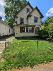 1 West Kenmore Street West, Rochester, NY 14611