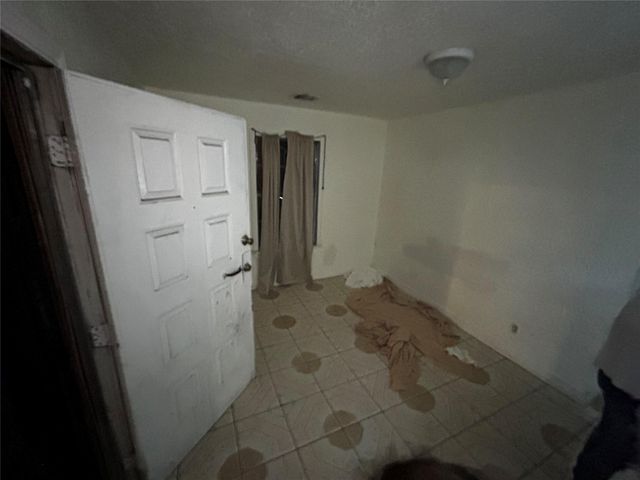 7011 Brownsville Street, Houston, TX 77020