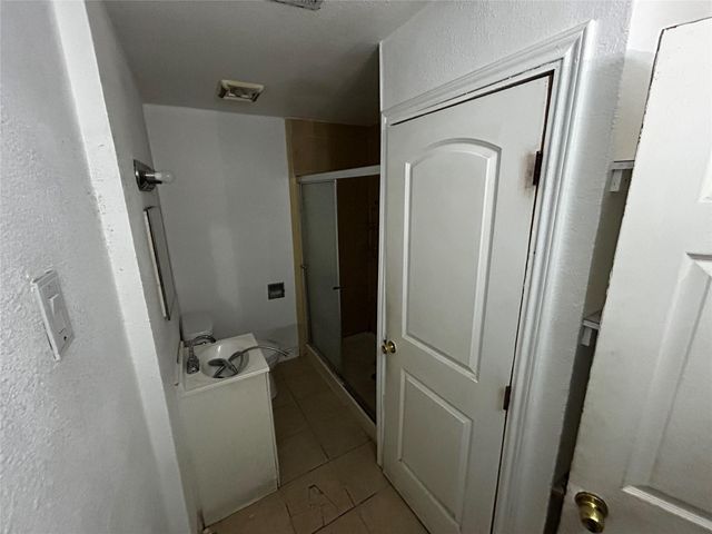 7011 Brownsville Street, Houston, TX 77020