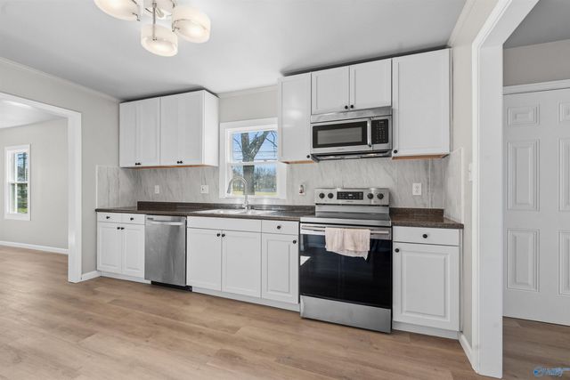 5624 Oakwood NW, Huntsville, AL 35806