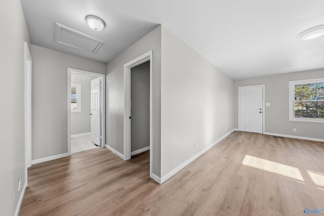 5624 Oakwood NW, Huntsville, AL 35806