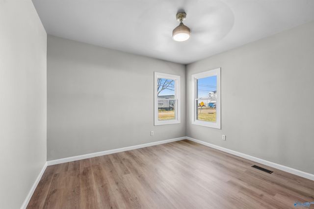 5624 Oakwood NW, Huntsville, AL 35806