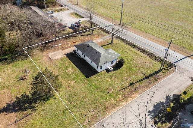 5624 Oakwood NW, Huntsville, AL 35806