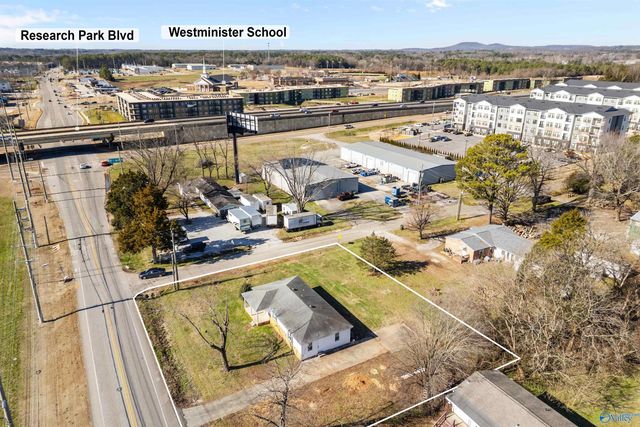 5624 Oakwood NW, Huntsville, AL 35806