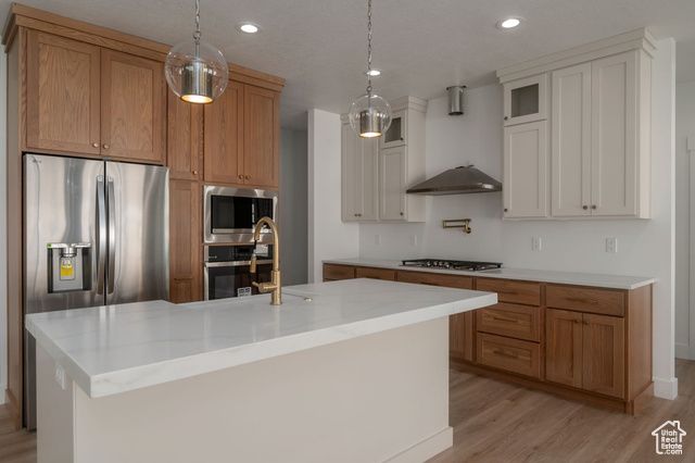 2563 E 2250 N, Layton, UT 84040