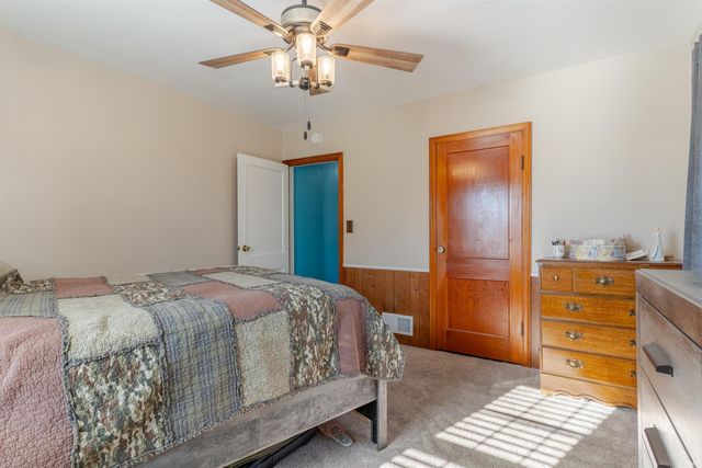 3029 Oakhill Road, Evansville, IN 47711