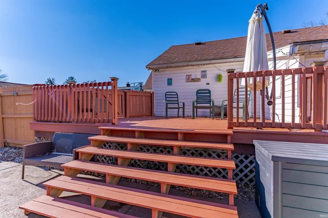 3029 Oakhill Road, Evansville, IN 47711