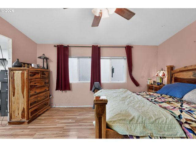 2597 Se 67TH Ave, Hillsboro, OR 97123