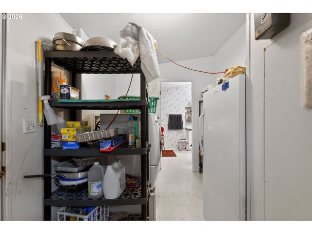 2597 Se 67TH Ave, Hillsboro, OR 97123