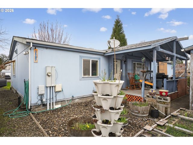 2597 Se 67TH Ave, Hillsboro, OR 97123