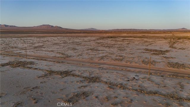 732 Locust Avenue, Lucerne Valley, CA 92356