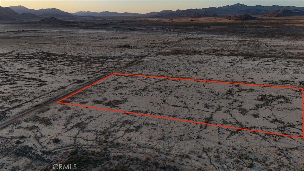 732 Locust Avenue, Lucerne Valley, CA 92356