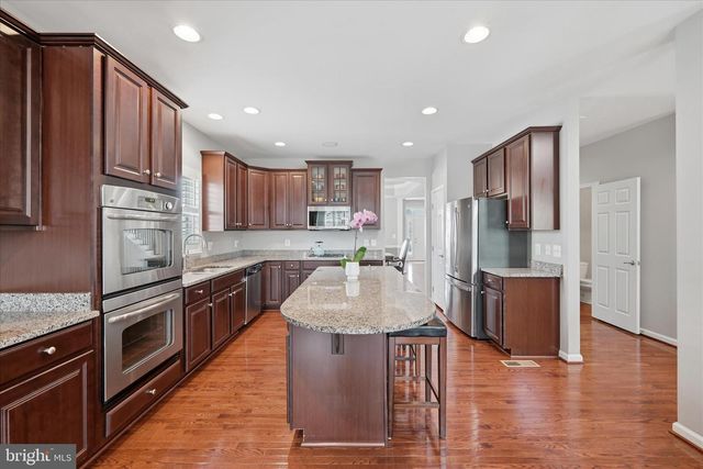 40499 OCONNORS CIR, Leesburg, VA 20175