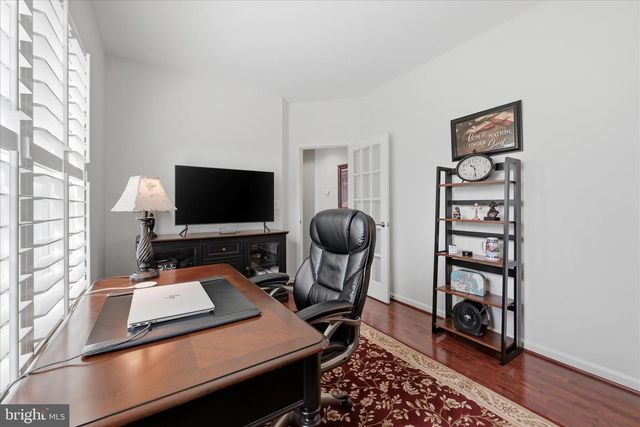 40499 OCONNORS CIR, Leesburg, VA 20175