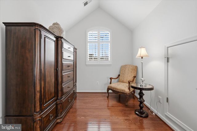 40499 OCONNORS CIR, Leesburg, VA 20175