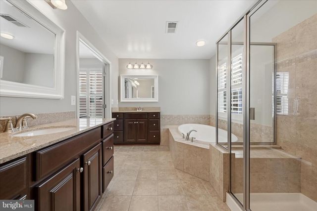 40499 OCONNORS CIR, Leesburg, VA 20175