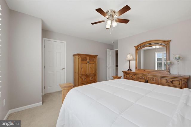40499 OCONNORS CIR, Leesburg, VA 20175