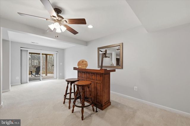 40499 OCONNORS CIR, Leesburg, VA 20175
