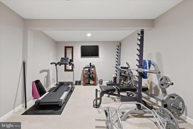40499 OCONNORS CIR, Leesburg, VA 20175